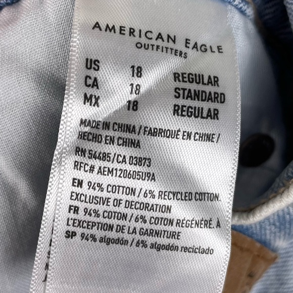 NEW American Eagle 90s Straight Jean Light Wash Denim Stretch Women's Size 18 - Picture 9 of 11